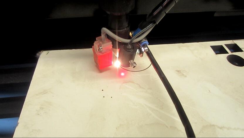 What kind of laser is suitable for cutting wood?