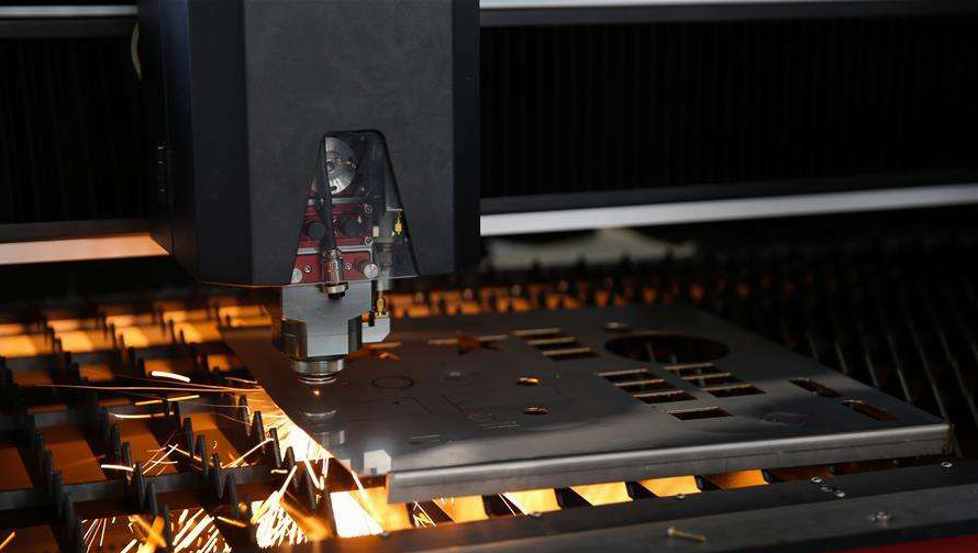 Technological principle and common problems of laser opening are analyzed