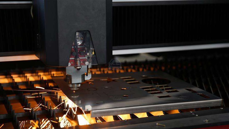 Technological principle and common problem of laser opening are analyze