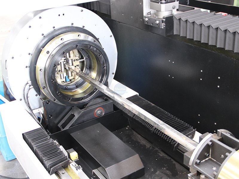 Comment améliorer l'efficacité de coupe de la machine de découpe laser à fibre