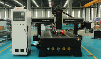 4 Axis CNC Router Machine customized for Italian user