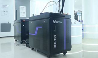 Лазерная очистительная машина обеспечивает промышленн