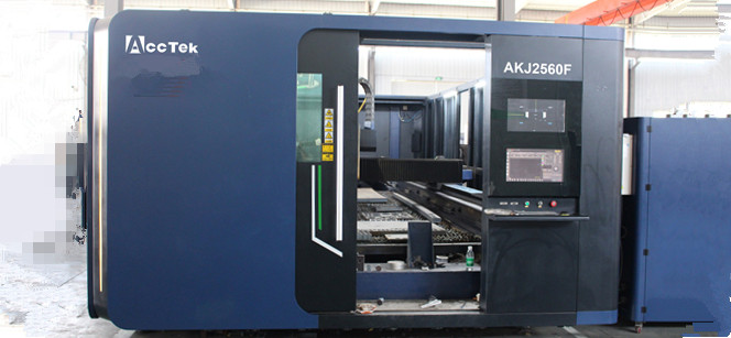 15KW fiber laser cutting machine cutting 50mm carbon steel