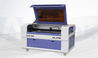 Comment les fabricants d'acrylique choisissent-ils la machine de découpe laser co2 AKJ1390