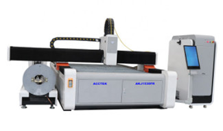 Machine de découpe laser à fibre pour couper la tôle de tuyau métallique AKJ1530F3