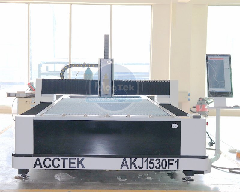 The advantages of using fiber laser cutting machine for sheet metal cutting