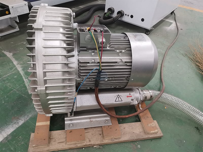 vacuum pump