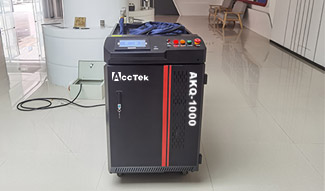1000W High power Fiber laser cleaning machine for metal