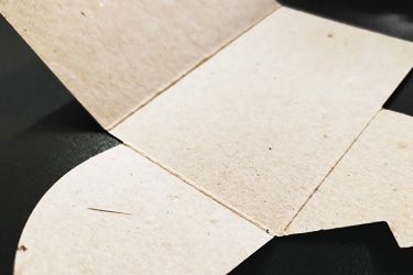 Cardboard Oscillating Knife Cutting Sample